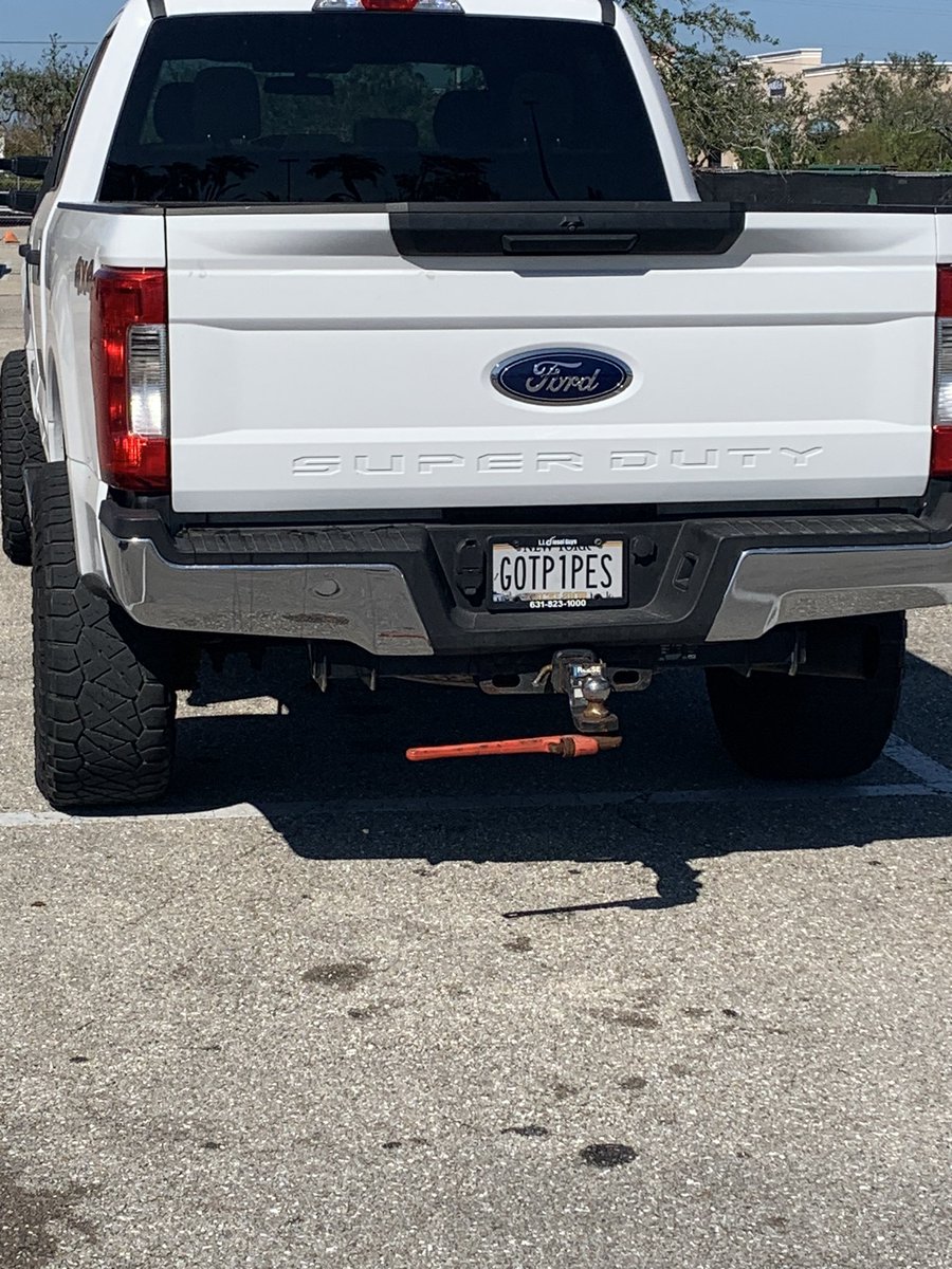 playhar11251971's tweet image. Anyone see the issue here. #fallingobjects