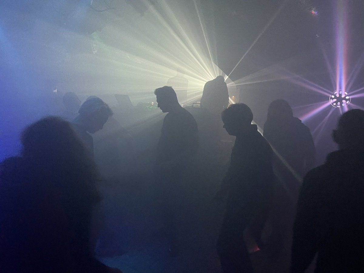 Hab mich mal wieder verloren in der Nacht und wurde gefressen vom Nebel. #catulm