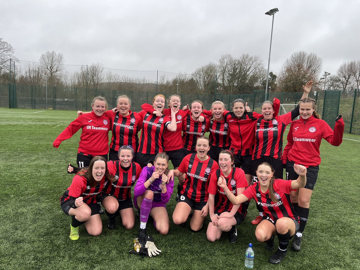 SaltdeanWomenFC's tweet photo. WE’RE GOING TO WEMBLEY (Peacehaven!)

A 3-2 win for the DS against Pagham sends the girls to the league cup final!

Goals from Dani, Farrah and Grace secured a big win!

🐯🔥 https://t.co/EILFhahzGB