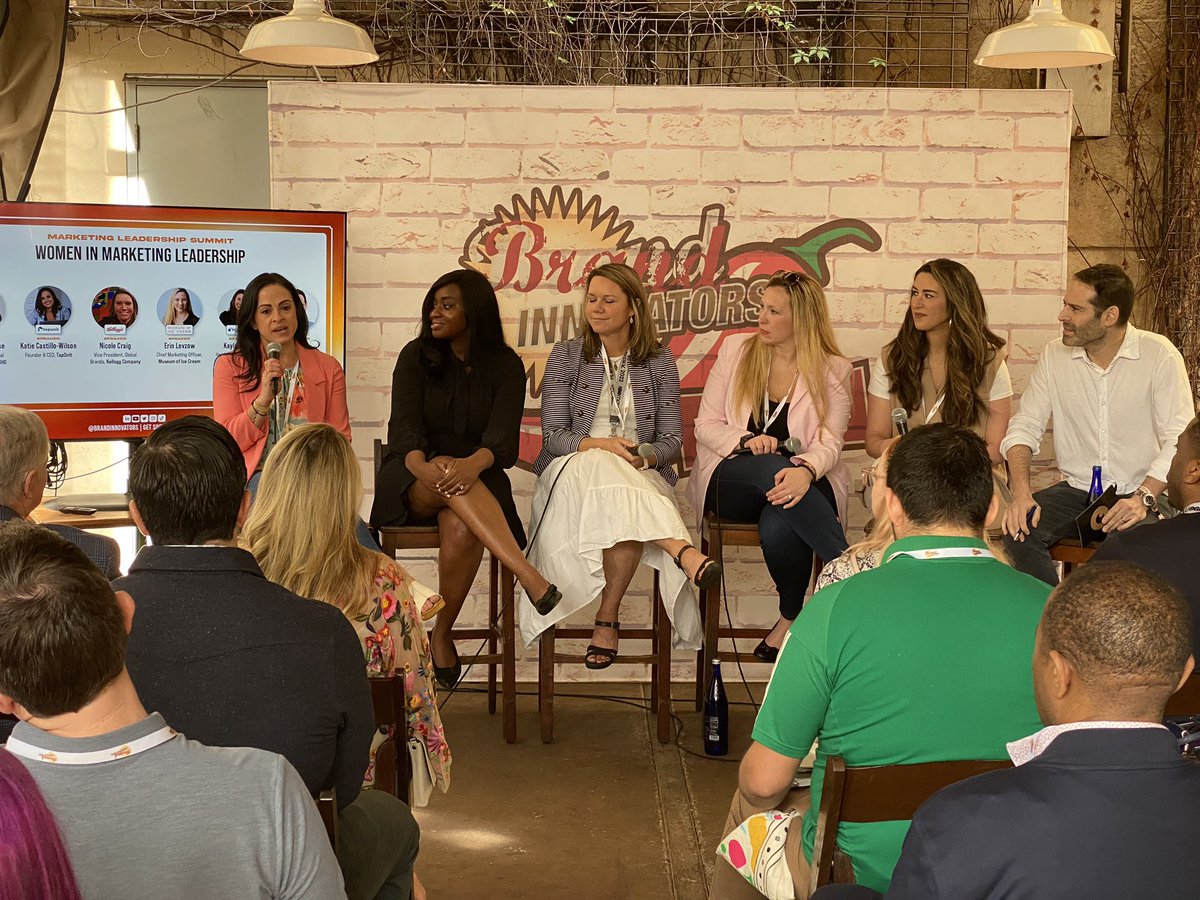 Aerocles's tweet photo. Packed Patio for our Brand Innovators Women in Marketing Leadership Discussion https://t.co/xNXIUtp7wF