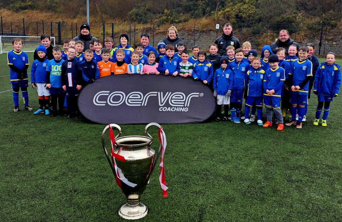 scotlandcoerver's tweet photo. Our Final session of the weekend at Dunoon Youth Football League saw the 2015 & 2012 along for a session & mini-Champions League tournament
#coerveractivate @CoerverCoaching https://t.co/HtVCdzluuT