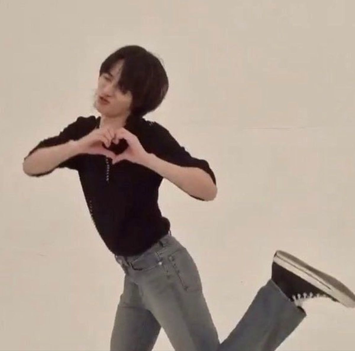dreamngyu's tweet photo. @hyucarts @hyukasco @TXT_members @TXT_bighit HAPPY BIRTHDAY BEOMGYU 
#BeomgyuOurStageGenius
#스물셋_범규가_피워낸_봄의_흔적
#暖かい春の妖精ボムギュ
@TXT_members @TXT_bighit https://t.co/FMMq7bsbFI