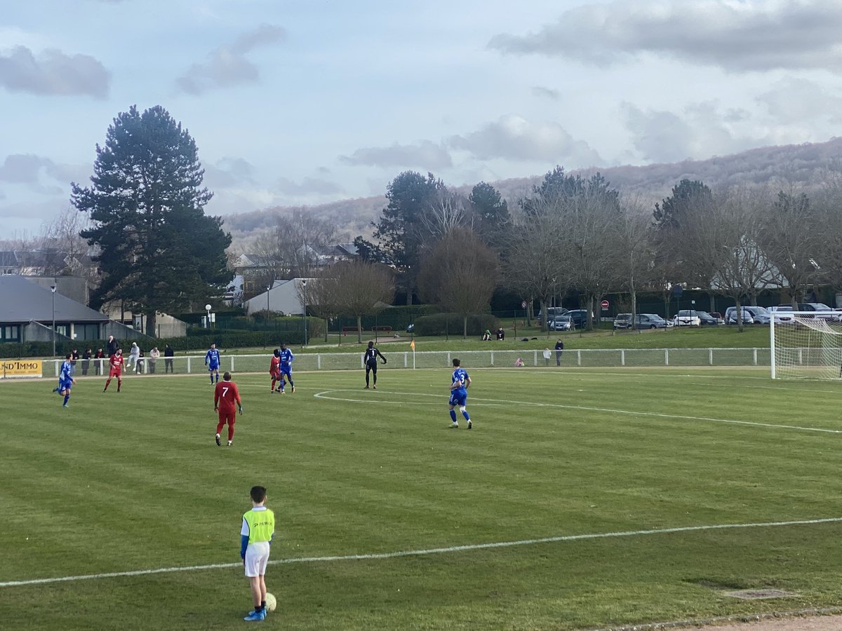 BonnaterreL's tweet photo. En #CoupeDeNormandie le @CSPfootballclub de #Caudebec et #SaintPierre est aux portes d’un exploit : 2/2 après le temps réglementaire face à #Dieppe 2 divisions au dessus, on passe aux tirs aux buts ! #football #Normandie https://t.co/XZcrxQFMVG