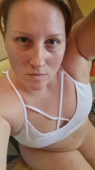 Hi all.  Finally, I flew to the country I was going to.  Now I am very tired and exhausted, I have not<a href="/tag/feet"class="tags"><span>#feet</span></a><a href="/tag/feetworship"class="tags"><span>#feetworship</span></a>