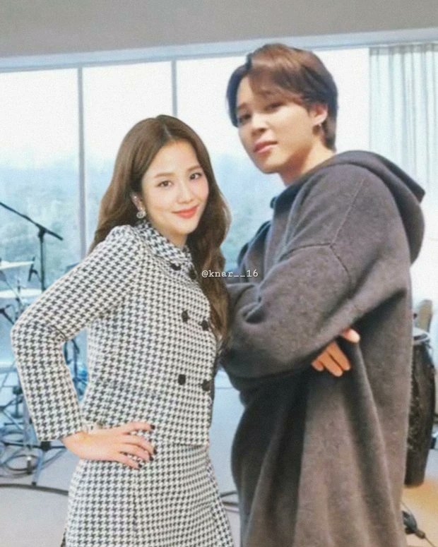 knar__16's tweet photo. #JIMIN_FACE #JISOO_ME 🔥😍

#BTS #BLACKPINK #BANGPINK
#JIMIN #JISOO #JIMSOO https://t.co/78nxTbuRz4
