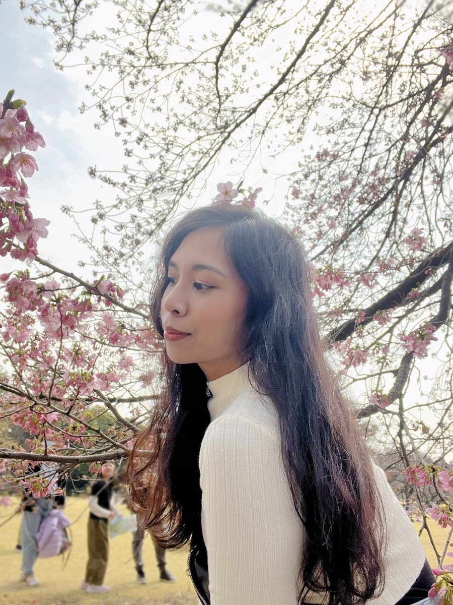Unawhut's tweet photo. 桜の日🌸 https://t.co/aEbelFb6DZ