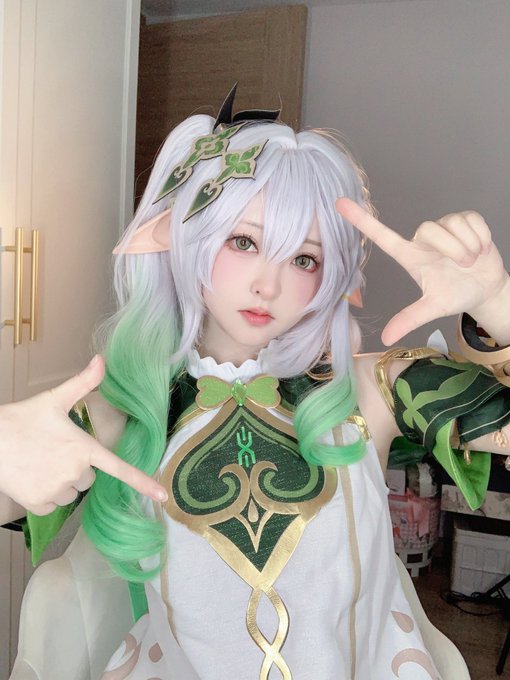 Twitterのコスプレ画像31