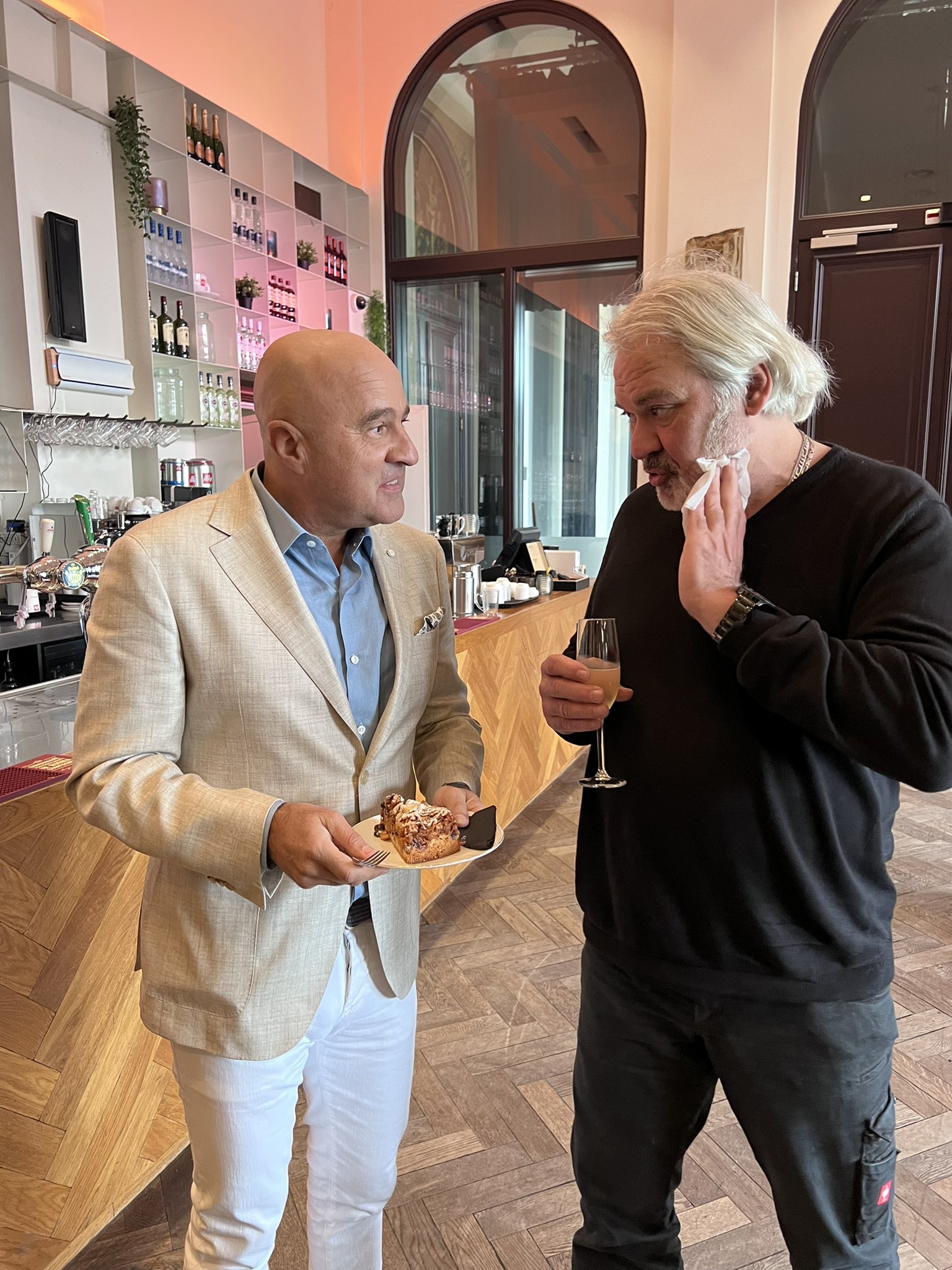 WNL Op Zondag on Twitter 