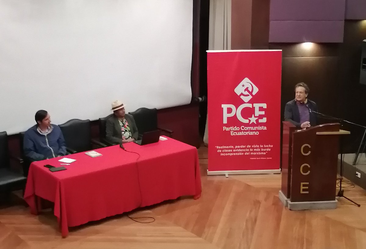 PCE_Ecu's tweet photo. Mesa 6: "¿Es posible la unidad de la izquierda contra el neoliberalismo?"
@GustavoVallejoF Partido Socialista
#RodrigoCollahuazo Coordinadora de Movimientos Sociales
#JulioJaramillo Partido Comunista Ecuatoriano https://t.co/fnu4CdNjbp