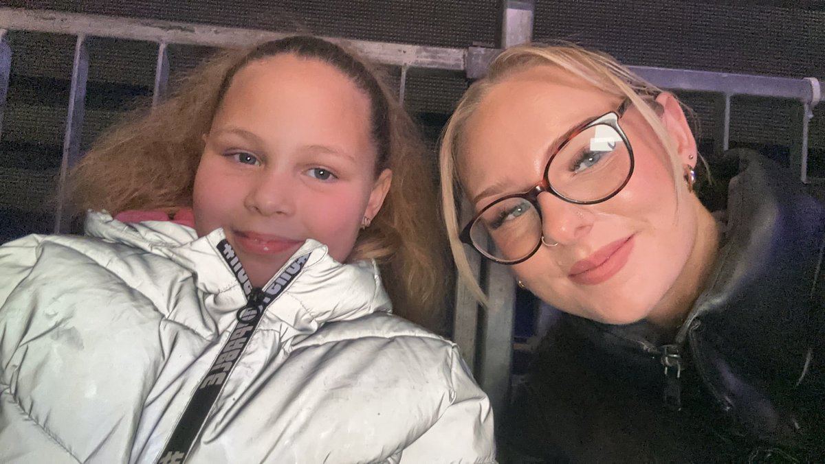 lexspink's tweet photo. #disneyonice @DisneyOnIce https://t.co/EXy8eizteE