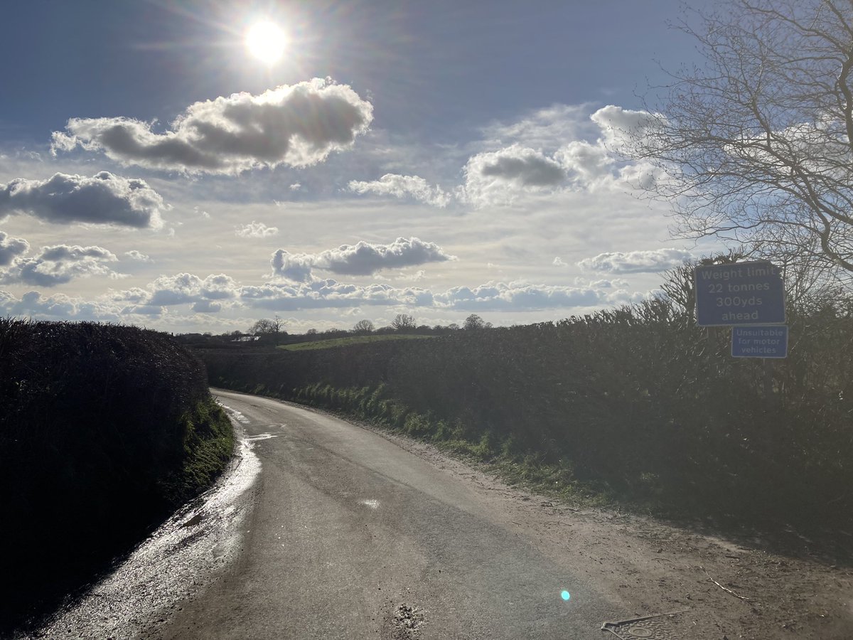 cropper_s's tweet photo. #NHS1000miles 34.7 this week with some fun in the snow (but more in the sun!). All power to others ‘braving’ the cold and the heat…. https://t.co/wcbH5qGbba