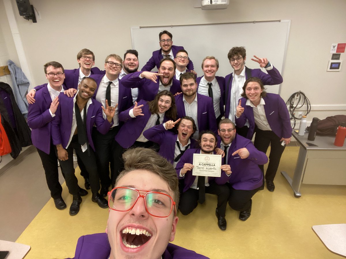 ICCA champs baby!
<a href="/varsityvocals/">Varsity Vocals</a> <a href="/bgsu/">Bowling Green State University</a>

#icca #ichsa #acappella #bgsu #ayziggyzoomba