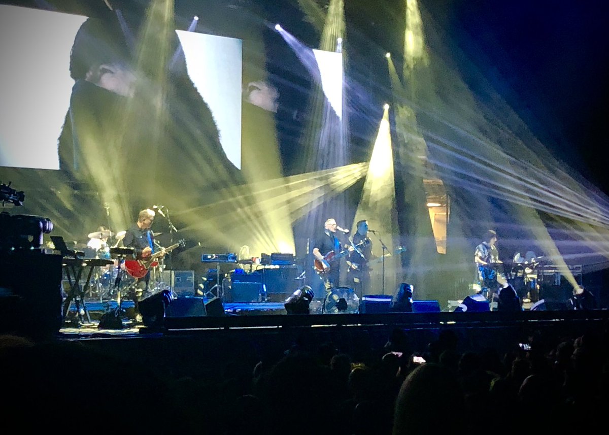 HectorMachado's tweet photo. And on their fifth decade, @NewOrder rolled in to San Antonio. And it was electric! And it was amazing! They opened with Crystal, one of my favorites. The live version of True Faith is incredible. We’ll have you back! 🤘🏼#pioneers #postpunk #rockandrollhalloffame please! https://t.co/kqA5YmrBPo