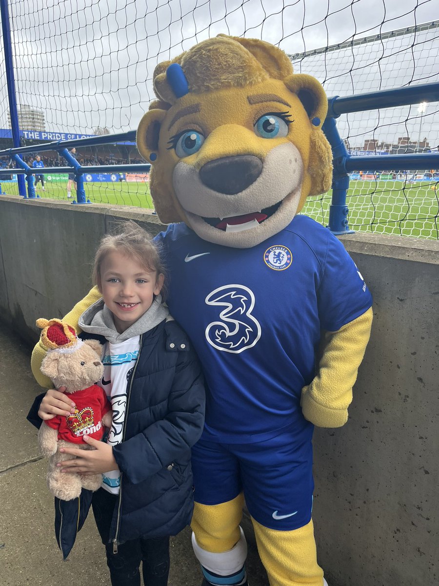 sarah19128's tweet photo. #CFCWMATCHDAY https://t.co/amH7ycpeQb