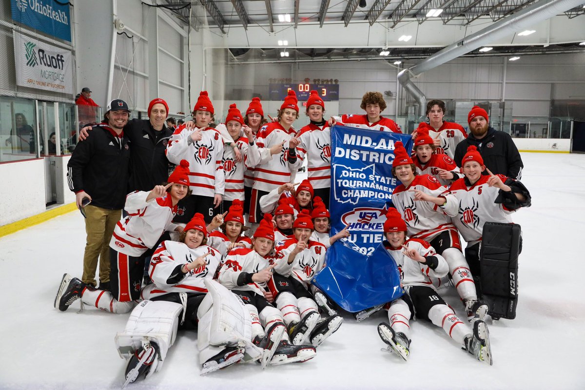 EdpHockey's tweet photo. 🏆 2023 MidAm District Champions 🏆
U14P wins 5-3 to advance to Nationals in Denver, Colorado! 

🚨Saad 🍎Nickey
🚨Spence 🍎Gerke
🚨Popov 🍎Spence
🚨Spence
🚨Travers 🍎Saad
🥅D. Bell https://t.co/ftJQuMJXEW