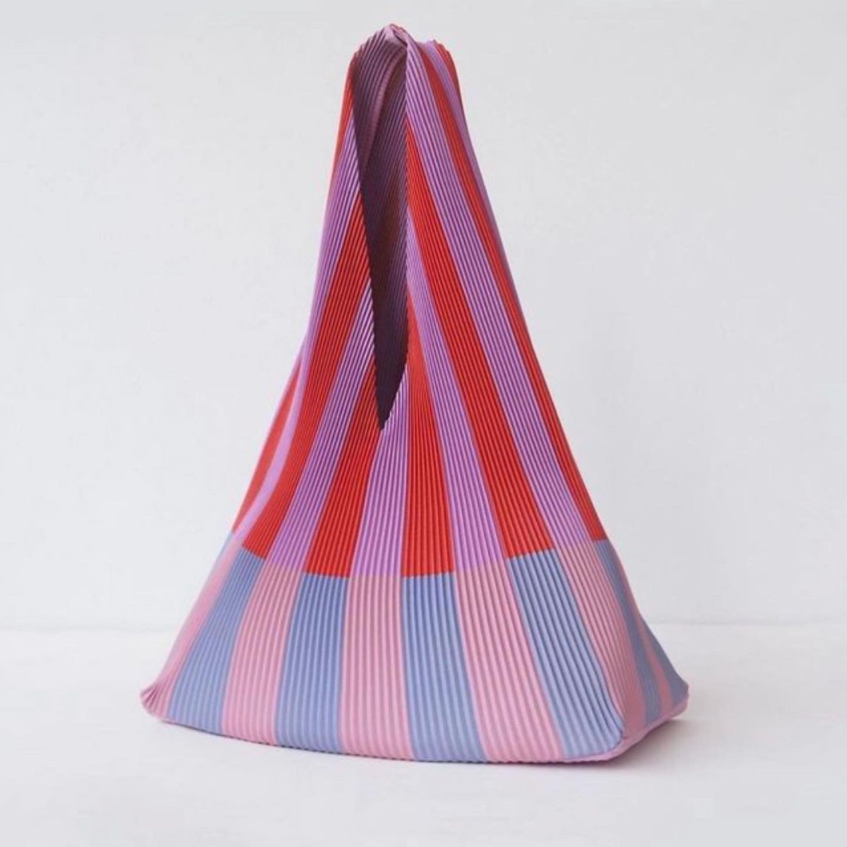 bubistore's tweet image. ส่งต่อกระเป๋าแบรนด์ repleat 1400รวมส่ง from 2,350 ฿ ใหม่สีน่ารักมากๆๆ 🖇️💗💜

#ส่งต่อกระเป๋า #ส่งต่อกระเป๋ามือ2 #ส่งต่อกระเป๋ามือสอง  #ส่งต่อเสื้อผ้า #ส่งต่อเสื้อผ้ามือ2 #ส่งต่อเสื้อผ้ามือสอง #เสื้อผ้ามือ2  #ส่งต่อ #เสื้อมือสอง #เสื้อผ้ามือสองราคาถูก #เสื้อผ้ามือ2สภาพดี