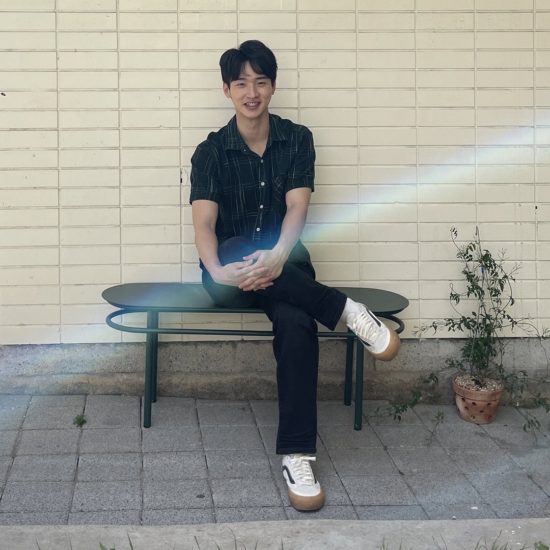 dongyoontoday's tweet photo. https://t.co/5fZavIDW6i

#JangDongYoon #장동윤 #롱디 #LongDi 💕

From this                        To this https://t.co/FDjpdtTBLU