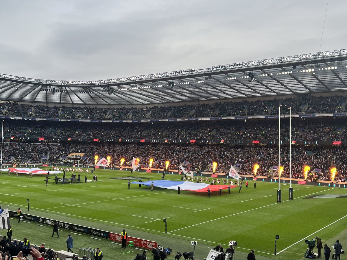 K a t • C z e k a j tweet media