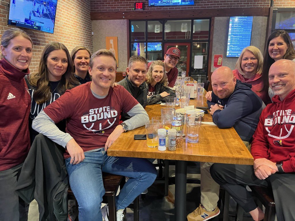 4parkerfamily's tweet photo. Couldn’t imagine a better group of people to be with all these years! Love them all! #seniorparents https://t.co/N8fSLdWlx4