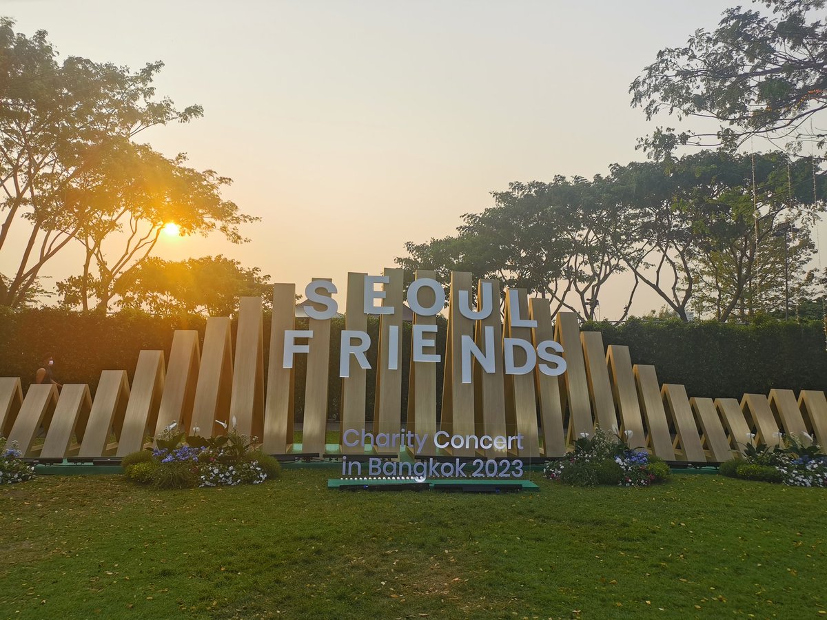 Monster00816832's tweet photo. ขอบคุณผู้จัดที่สานฝันของเราให้เป็นจริง 😍
#SEOULFRIENDS #Unexpected #PixelOneEvent #คอนเกาหลีในสวน
@PixelOneEvent https://t.co/NdvQky2obZ