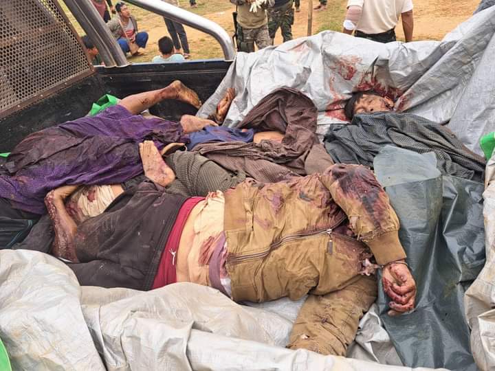 pzl_jourlm's tweet photo. #BREAKING | At least 30 local civilians including three monks and children were barbarically massacred by the military and PNO terrorists in Nanneik monastery, #Shan’s Pin Laung town on March-11. More than 50 homes remain scorched and destroyed there. #WhatsHappeninglnMyanmar https://t.co/iPmthNCYmk
