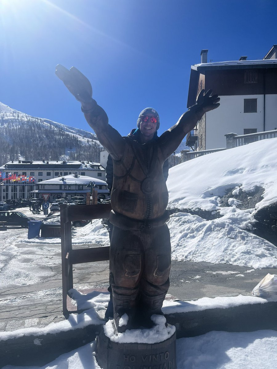 tytheringtonPE's tweet photo. What a great last night and final morning. Weβre all very sad to be leaving but what an incredible trip. A huge thank you to Mr Graham for the photo and video round up of our week #sadtoleave #skilife β·#tytheringtonskitrip2023 @RayburnSki https://t.co/vlXdq7Lx3F