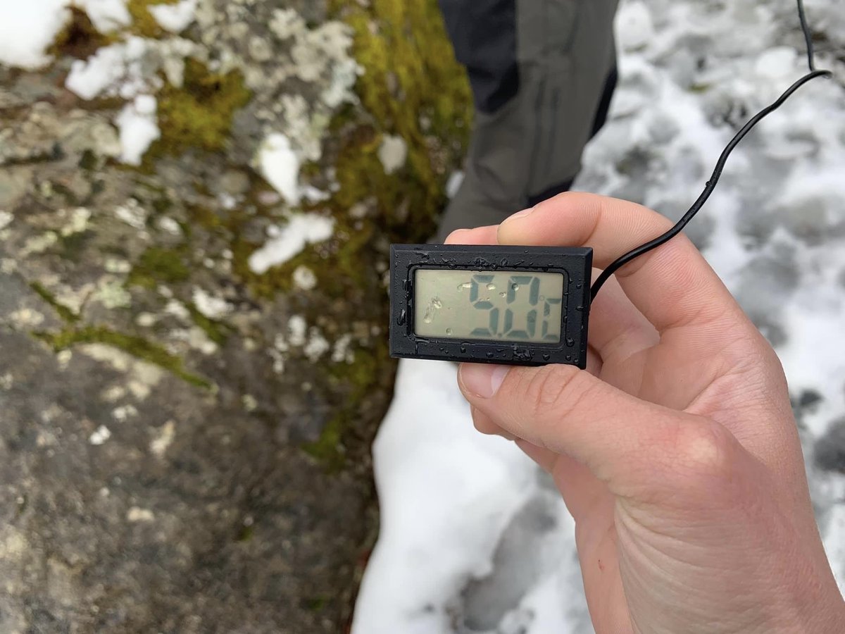 RemoteAreaRisk's tweet photo. Day 2 of our unique PHTLS course. Mequ fluid Warmer. 5 c - 32.3 degrees in seconds. Rough field test (tested simply by dripping warm fluid onto an thermometer. Results in seconds. #expedition #remotemedic . Available in the U.K. via fenton pharmaceuticals. https://t.co/OKNjSMA1jd https://t.co/I2Lkjyjukf