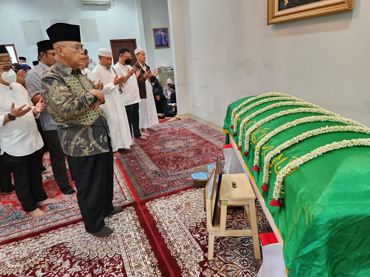 Pendukung Partai Republik tweet media