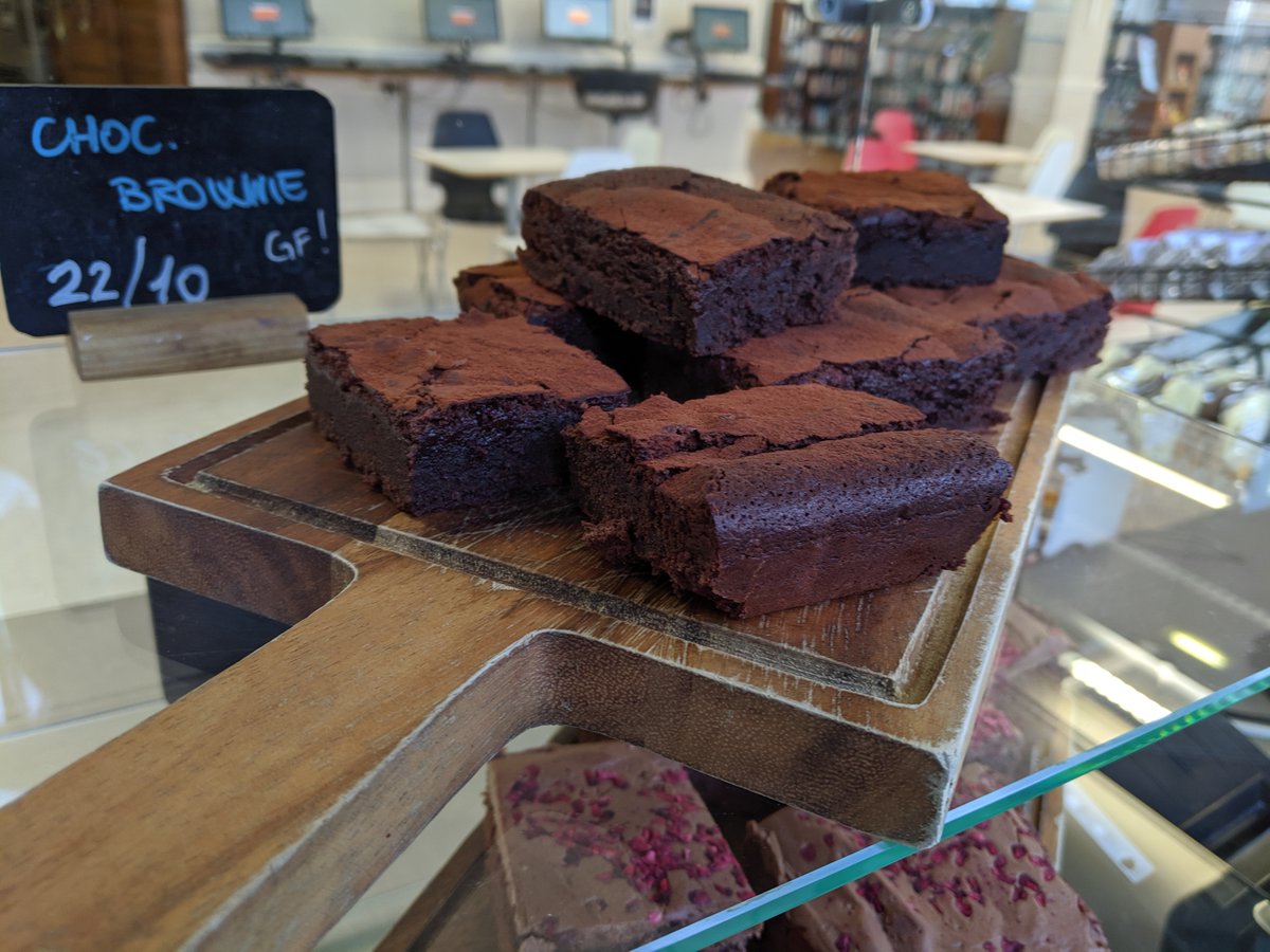YorkExplore's tweet photo. It may be cold outside, but we are #HereForYou with a warm welcome today. We have friendly faces, lots of exciting books on our shelves and the best chocolate brownies in our cafe!
#MakeADifference and visit us today.
#BooksAndCake #ExploreTogether
ππ° https://t.co/b2i5F8GeFQ