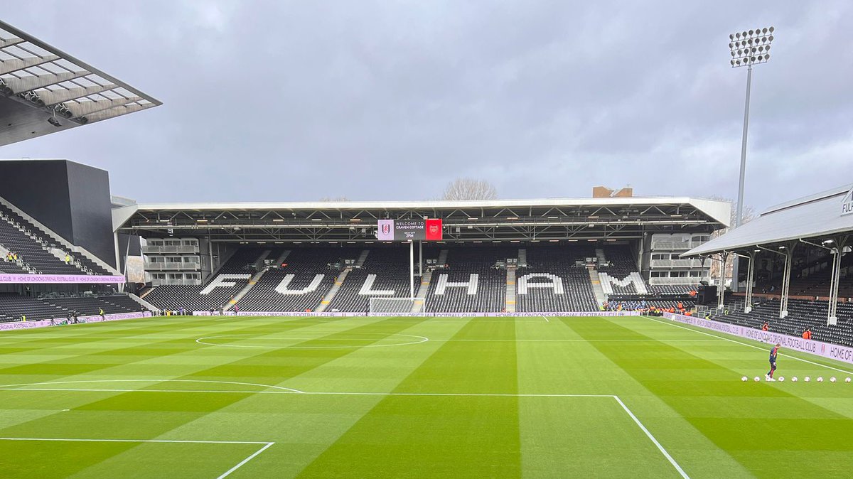 Arsenal's tweet photo. 📍 Craven Cottage https://t.co/o6MTyJjmvd