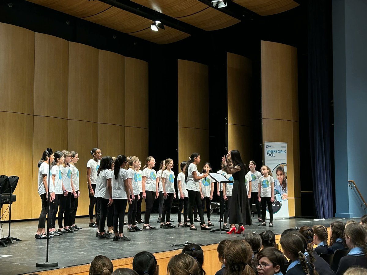 GSAUK's tweet photo. Our first four Junior Finalists have performed beautifully! We can't wait to hear the remaining four before our winners are announced. @HeadingtonSch @NLCS1850 @BHillGirls @SHHSforGirls #GSAGoBold #GSAChoirOfTheYear 🎶 🎉 🎤 🏆 https://t.co/mAzYK1uiRD
