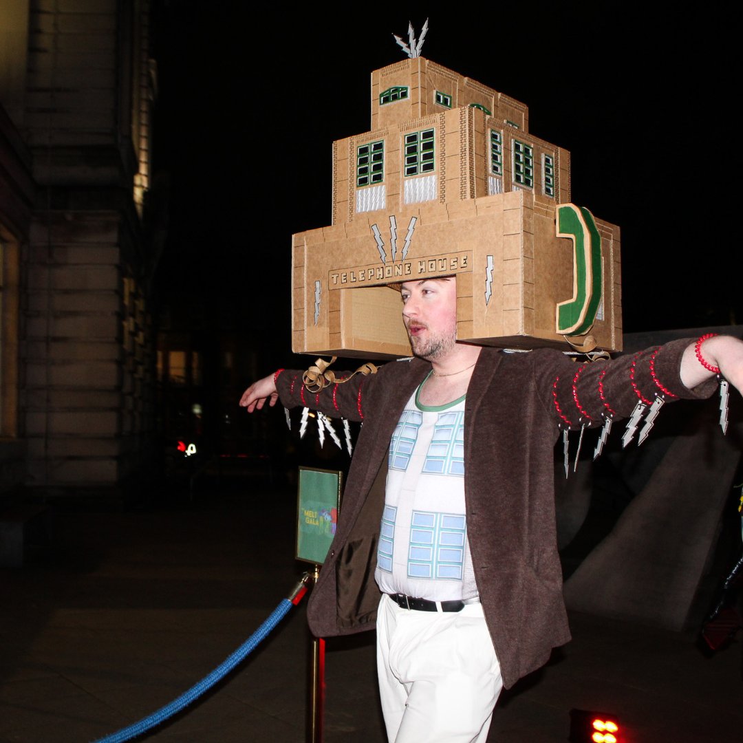 array_studios's tweet photo. Behold MORE pics of our #MeltGala last weekend! What an extravaganza! This was to celebrate our #Turnerprize2021 exhibition #Thedruthaibsball being acquired by and currently showing in the glorious @UlsterMuseum , running till Sept 2023. #stateofdisarray #arraycollective #belfast https://t.co/iTtwVdwi57