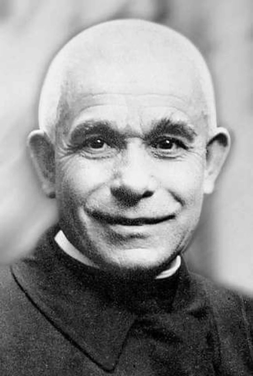 IoioRaffaele's tweet photo. #12marzo, San Luigi Orione
“Camminerei sui carboni ardenti per vedere ancora una volta don Bosco, e dirgli grazie” (don Orione)
#donOrione https://t.co/QloUM1Njnl