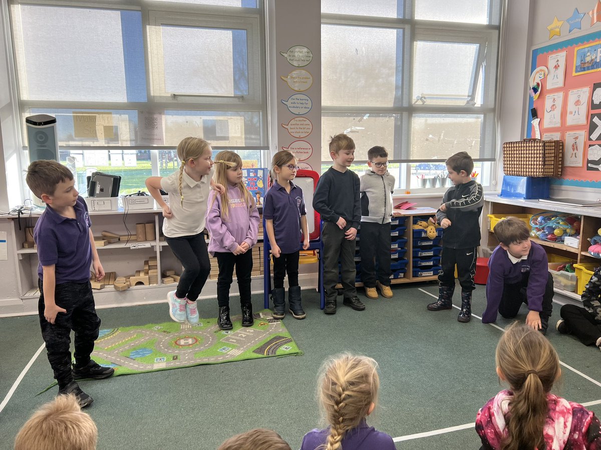 BPSMissKelly's tweet photo. 🚁 Helicopter stories 📕 

The children have been creating their own stories using their imagination.
Afterwards the stories are read aloud to the class and the children have fun acting them out 🎭 

#BPSLiteracy #BPSExpressiveArts https://t.co/dYrHBhqJup