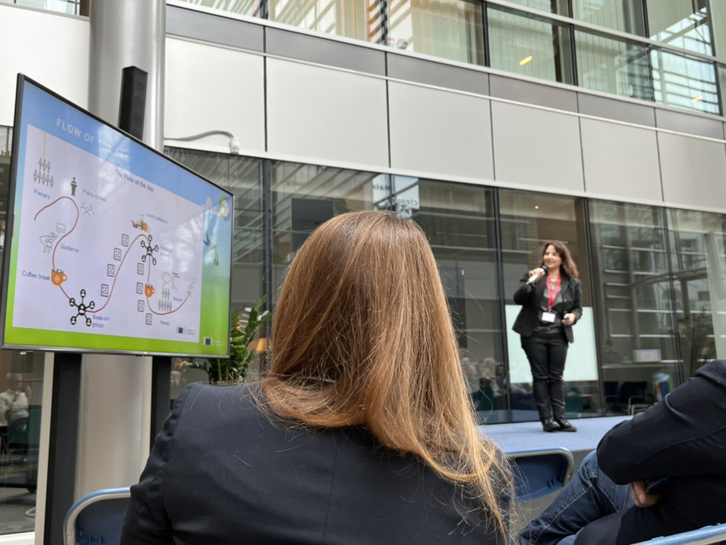 During a rainy day in Brussels we worked with friends and colleagues from all over Europe on the next 11 Food 2030 pathways. 
#EUFoodCites