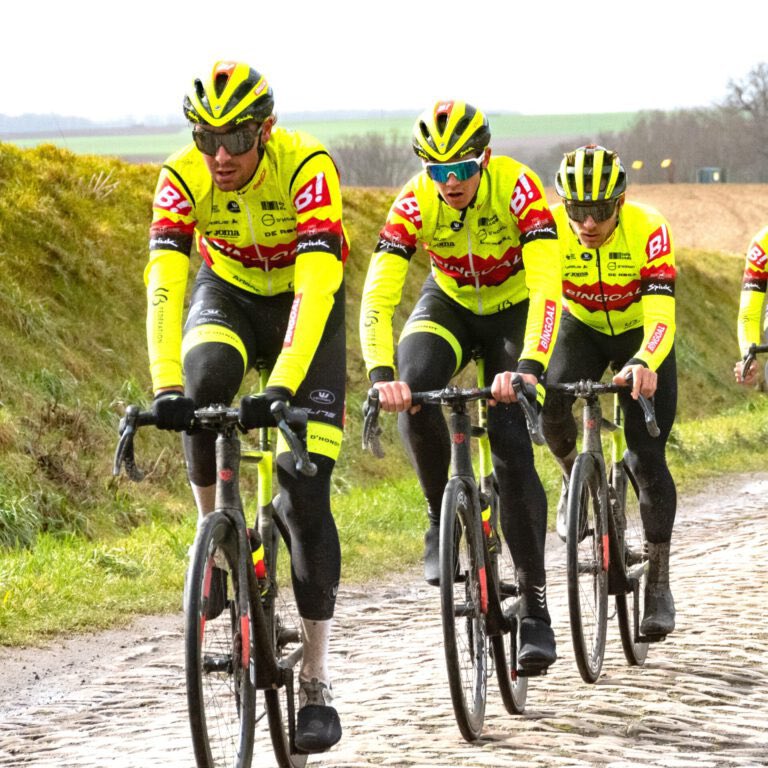 🇳🇱 #RondevDrenthe 
<a href="/CerielDesal/">Cériel Desal</a> poursuit sa montée en puissance pour les Flandriennes au <a href="/RondevDrenthe/">Wielerweekend Ronde van Drenthe Toerversies</a>💪

🎤 wbca.be/rouleur-de-cla…

#bingoalwb