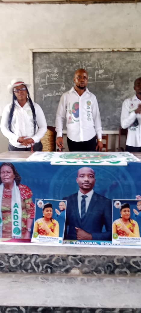 aadc_officiel's tweet photo. *AADC|TSHOPO|*

le territoire d'isangi en Feu!!! AADC reste une force sur terrain. 

AADC! Victoire ✌️! Victoire ✌️! Victoire ✌️!
@fatshi13
@Presidence_RDC 
@CMbosoNkodia 
@dkadimaofficiel 
@lusakuenoc 
@IsralMutombo11 https://t.co/MbQV8THLcO