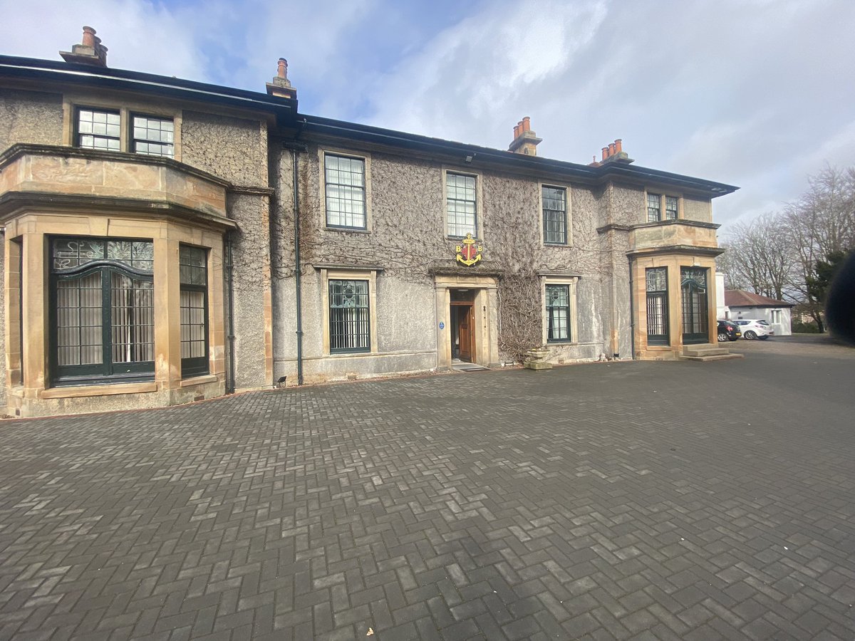 ELA Queens Badge tweet media