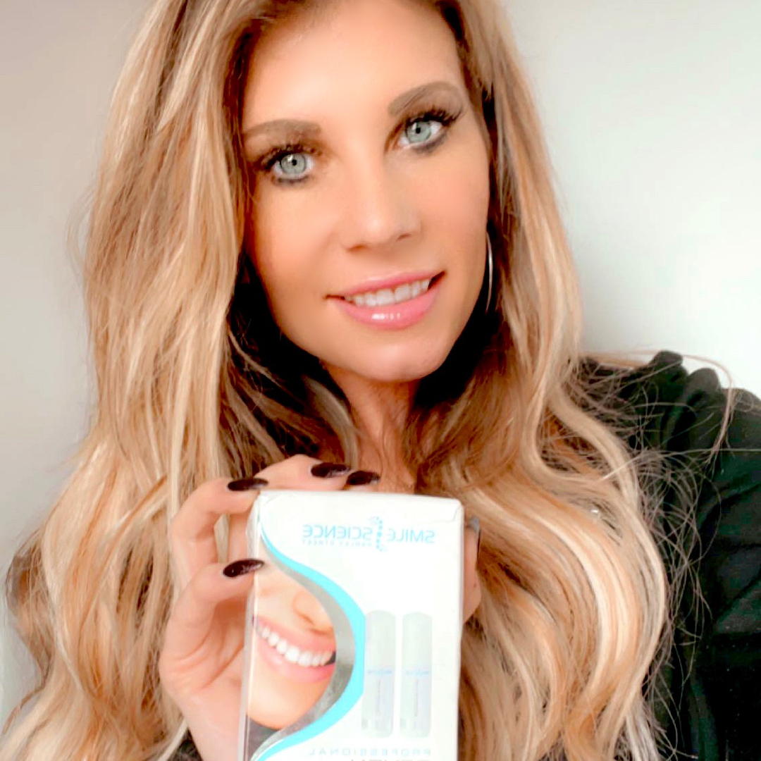 SmileScienceUK's tweet photo. You’re never fully dressed without a smile, so our 2-step Cleaning &amp; Whitening Dual Foam are here to help you put your best smile forward! https://t.co/QEdMp8fBus