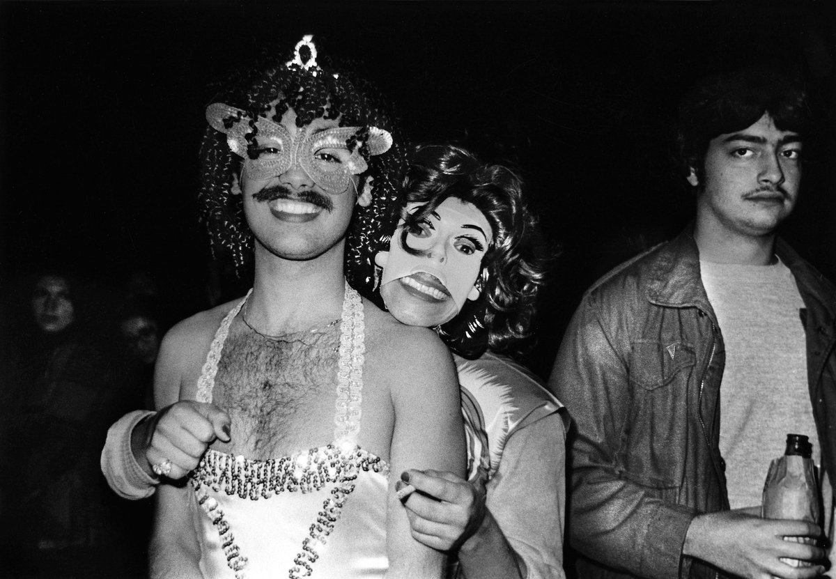 @SebDuperPhoto Halloween  1979 New York City  #streetphotography #filmphoto #flashphotography