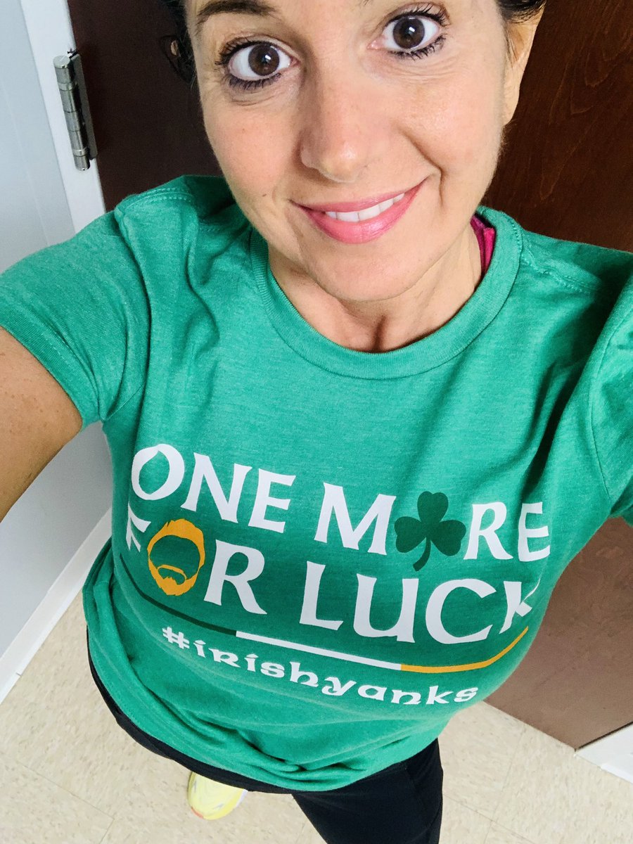 StrusfanskiGirl's tweet photo. Teaching Cardio Sculpt early after time change.. not a good idea 😂😂. #notawake https://t.co/x1cTyrLJno