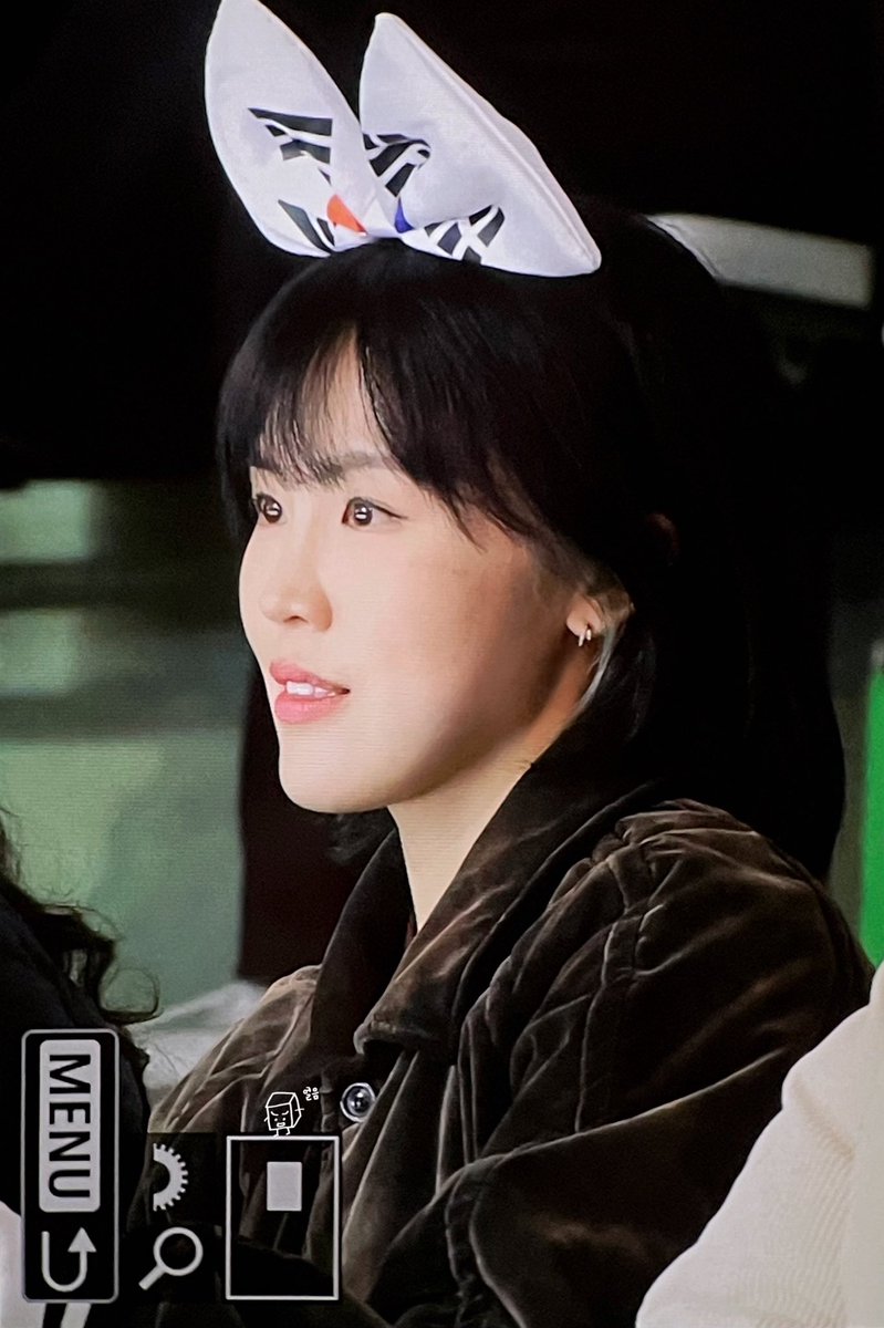 氷•얼음 tweet media