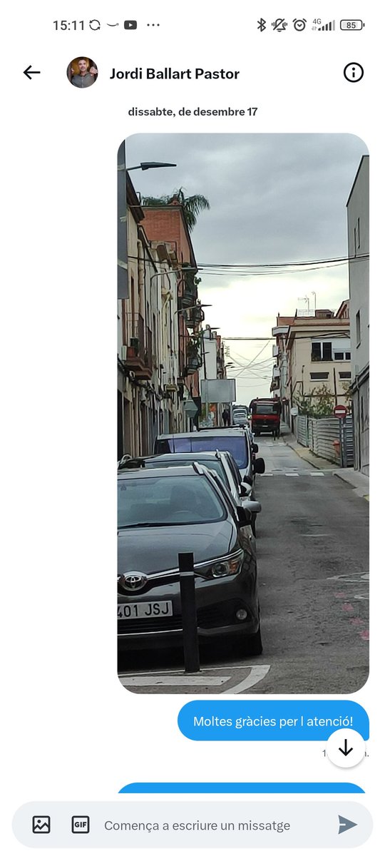 AlexPerez2001's tweet photo. @jordi_ballart @LluisaMA @ajterrassa @DiarideTerrassa @MonTerrassa @BarriSegleXX Com garantirem la seguretat a la vorera del carrer Gasòmetre? El més estret amb bateries de recollida selectiva i aparcament del barri Segle XX ara que comencen a més les obres del Gas! https://t.co/1FTc1yTMhD