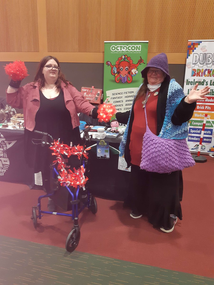 As it happened: Wanda &amp; The Magic Rollator (<a href="/TheKatDodd/">Kat Dodd</a> ) at the Octocon table at <a href="/DublinComicCon/">Dublin Comic Con</a>  - with <a href="/m2bbookworm/">MaryBrigid Turner</a> as Mother Goose

#DublinComicCon #dcc2023