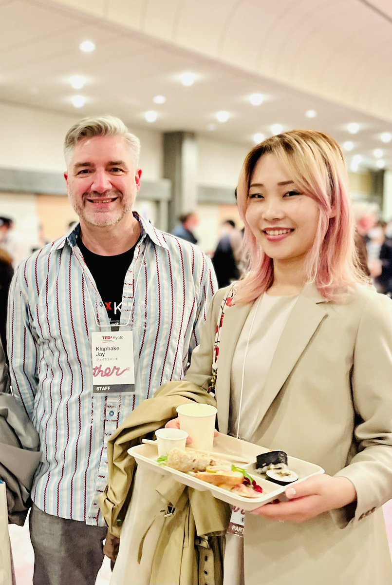 nakamuraayakaM's tweet photo. コロナを経て数年ぶりの開催となったTEDxKyotoに参加してきました。

創始者のJayは学部時代からお世話になった教��✨
常に新しいことにチャレンジし続けてる姿は尊敬しかないです。 https://t.co/4pPzbL6VeD