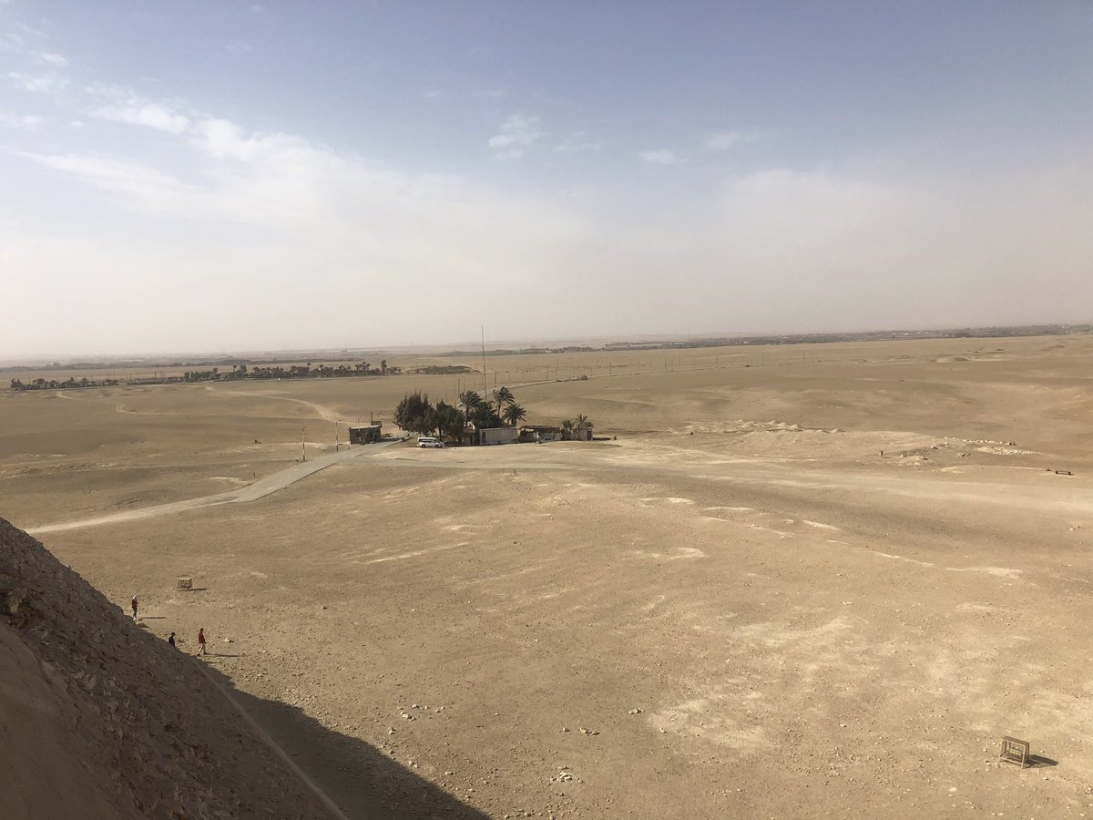 landoflove20's tweet photo. My Hometown #Maydoum were the first pyramid built from the 4th Dynasty king #Senfro https://t.co/D2jSJxd4RF