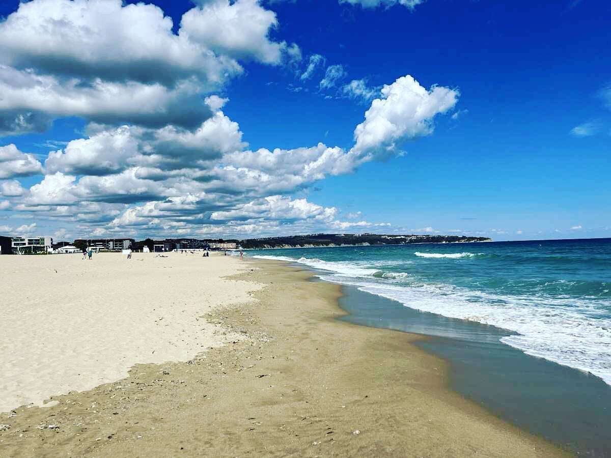 Cool_Beaches's tweet photo. Beach Day in #Bulgaria at the Black Sea https://t.co/GEqvYjmUgH