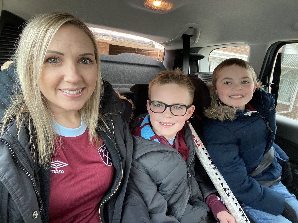 HjMcQuade's tweet photo. @WestHam On our way to the stadium 🏟️ and it’s my birthday today 🥳 https://t.co/IDMdQMgDZa