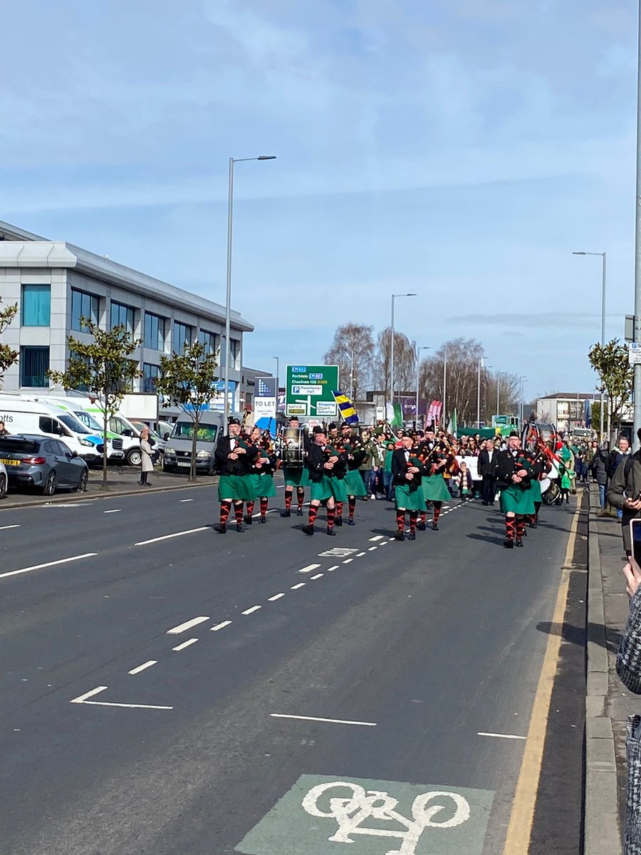 Hello & shalom to everyone at the #StPatricksDay parade today and to our neighbours from the Irish World Heritage Centre! We hope you had fun and enjoyed the tahini cookies from our Cafe 🍪 #stpatricksday2023 #CheethamHill