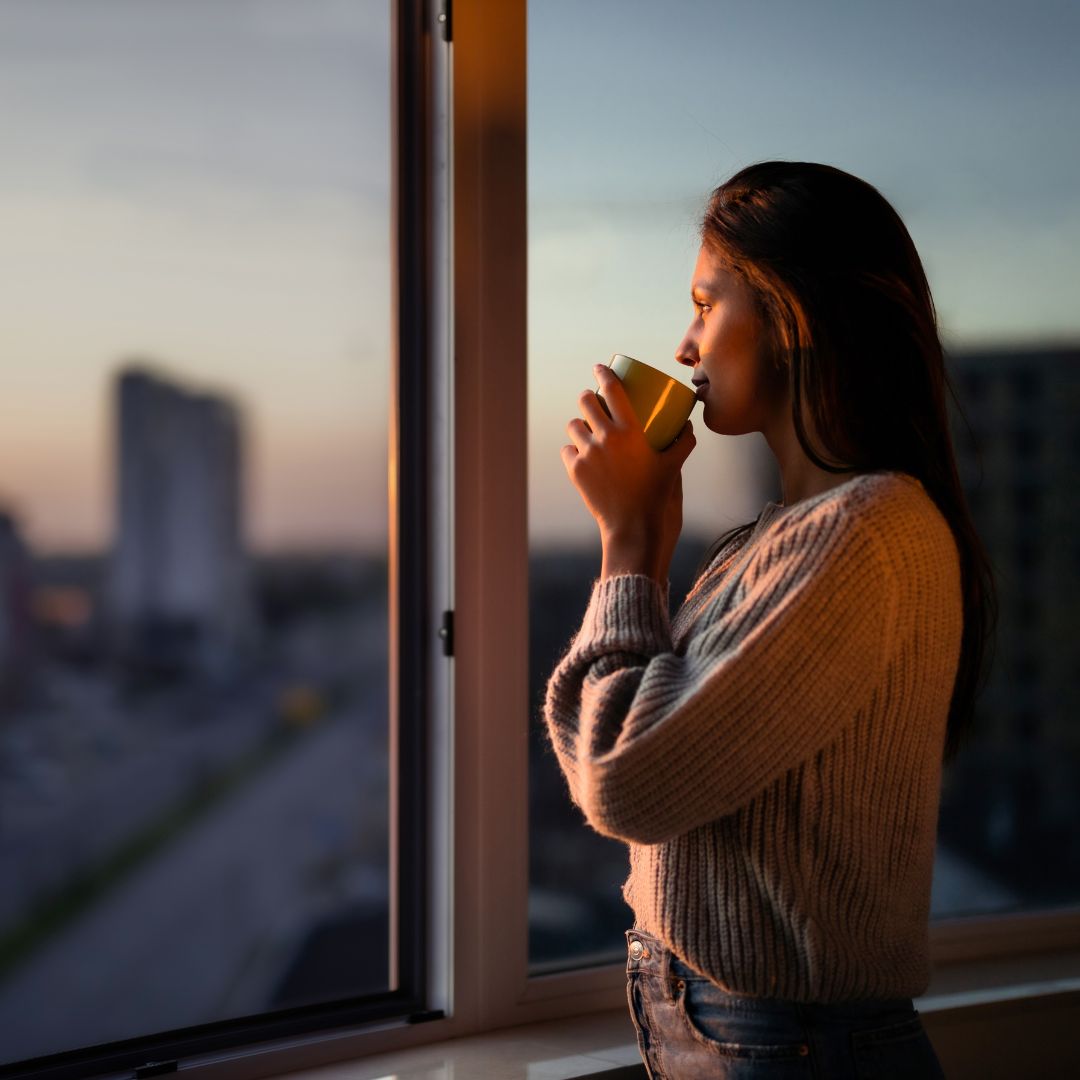 Efferdent's tweet image. Losing an hour of sleep is worth it for more sunshine 😎 #UseAsDirected  #efferdent #daylightsavings #springforward #spring